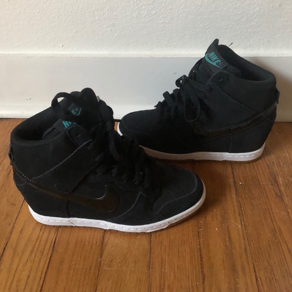 Black nike wedges